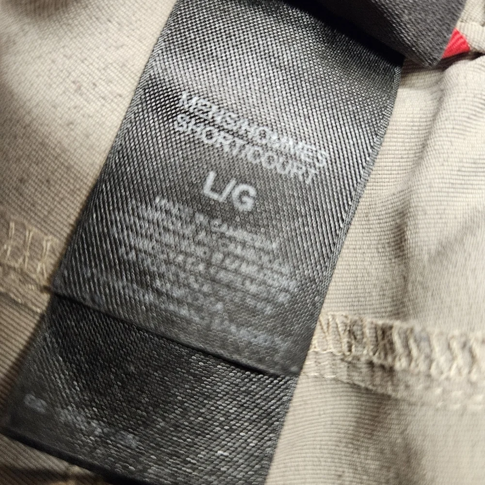 The North Face Nylon Cargo Hiking Shorts MENS SZ L Beige Pockets Belted Outdoors